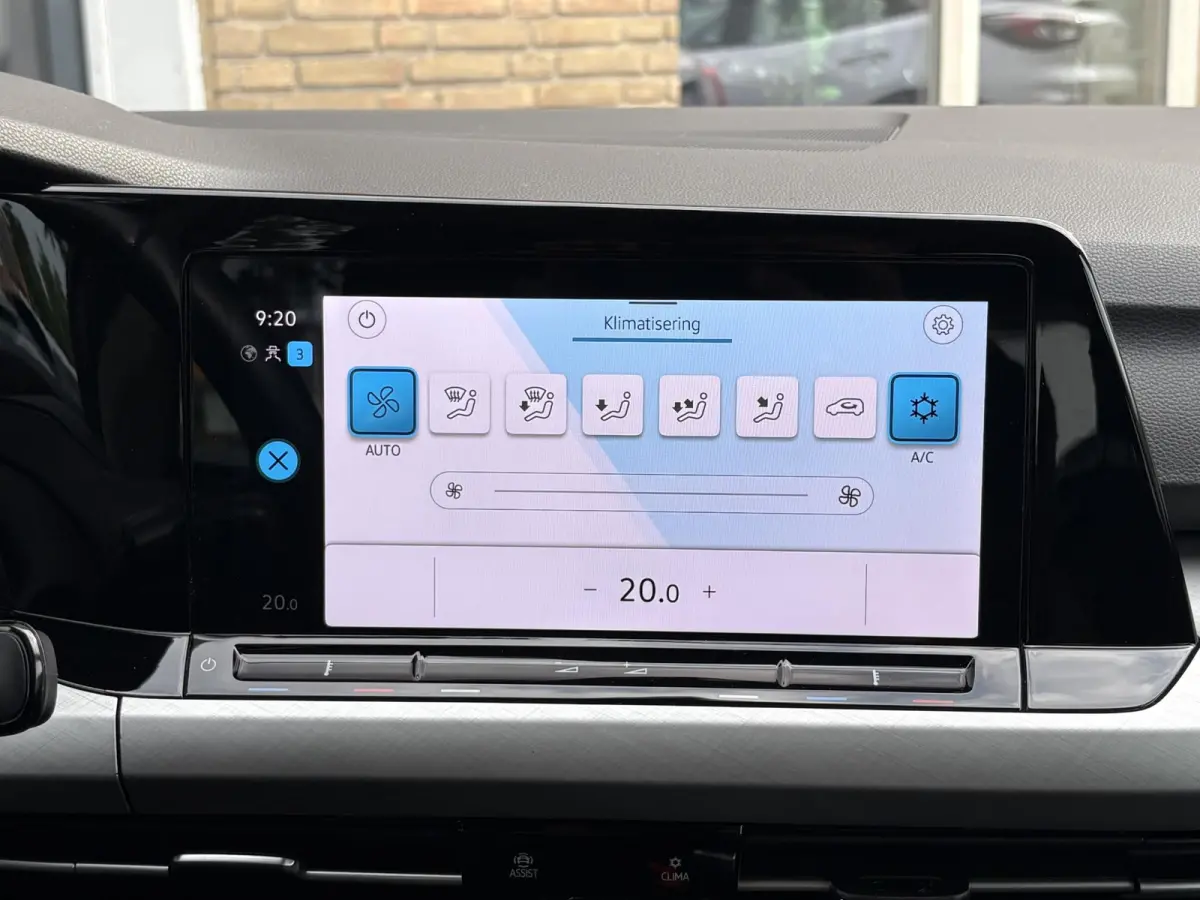 1.0 TSI LIFE NAVI/LED/CARPLAY/ACC-CRUISE/VIRTUAL DASH/NL-AUTO/1E EIG.