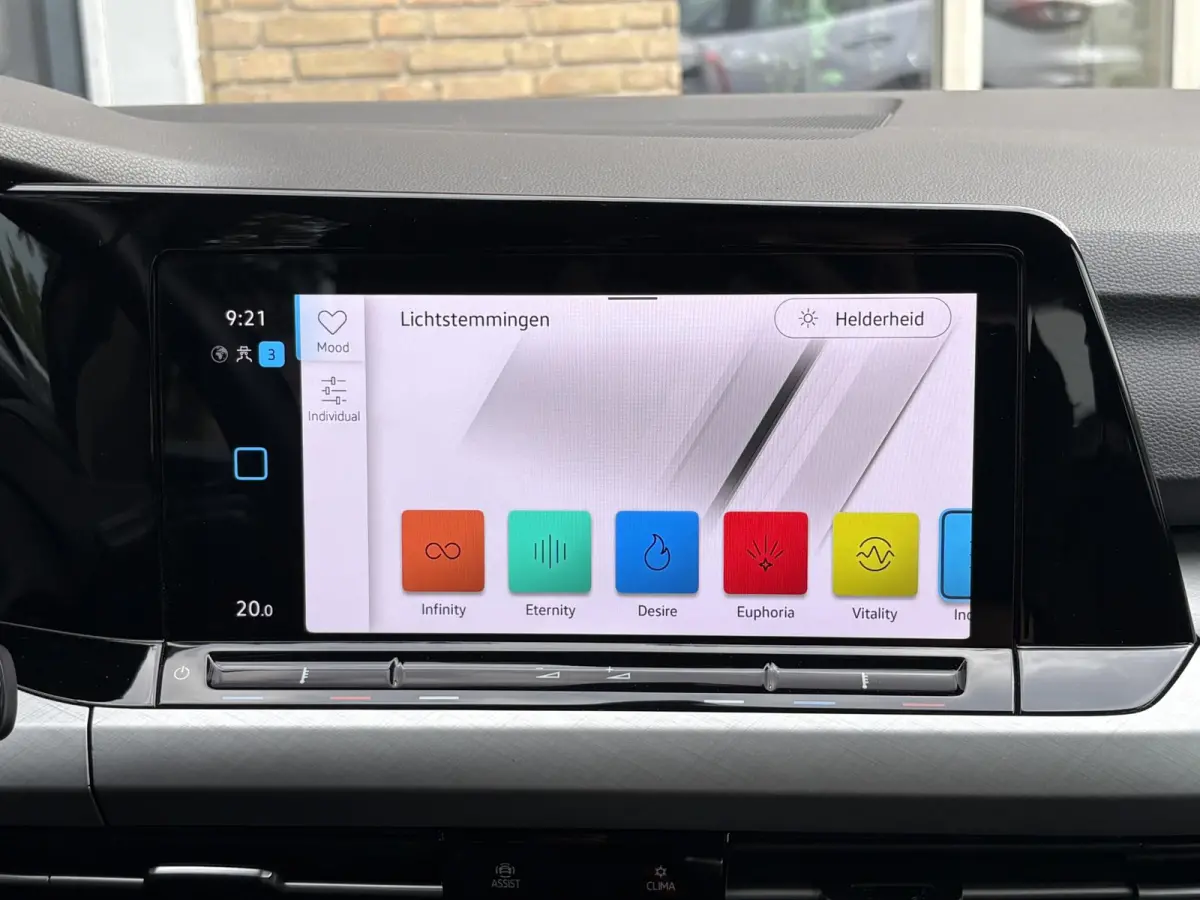 1.0 TSI LIFE NAVI/LED/CARPLAY/ACC-CRUISE/VIRTUAL DASH/NL-AUTO/1E EIG.