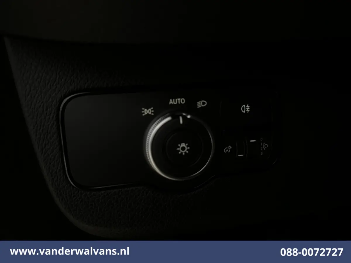 315 CDI 150pk L2H2 Euro6 Airco | Camera | Apple Carplay | Cruisecontrol | Chauffeursstoel | Leder Android Auto, Parkeersensoren, Bijrijdersbank
