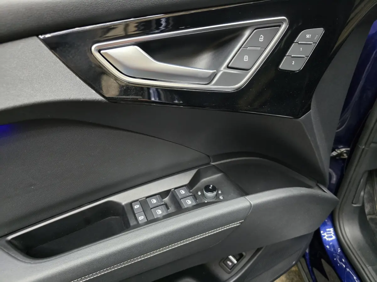 50 quattro S edition 77 kWh S Line Pano sonos HUD Leder Matrix Led LM 96.2% SOH