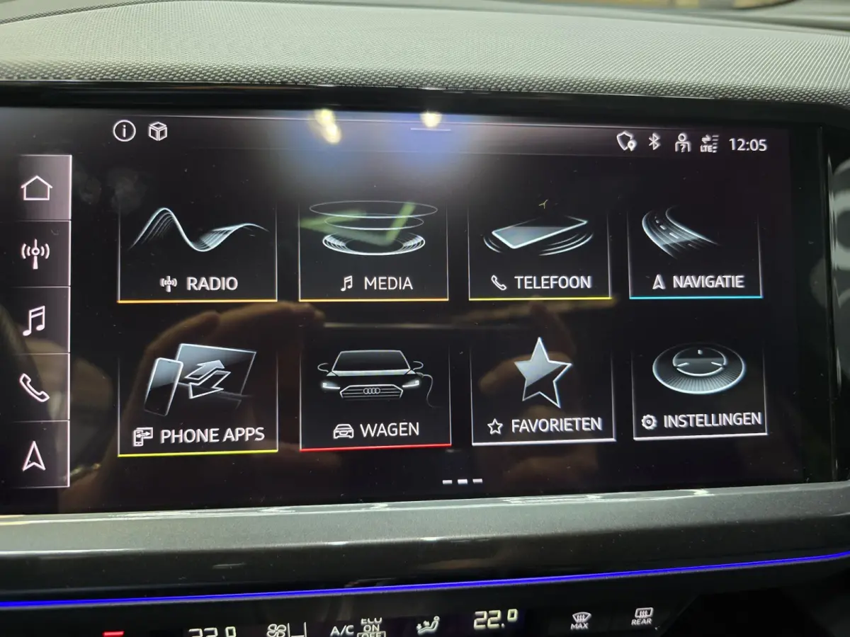 50 quattro S edition 77 kWh S Line Pano sonos HUD Leder Matrix Led LM 96.2% SOH