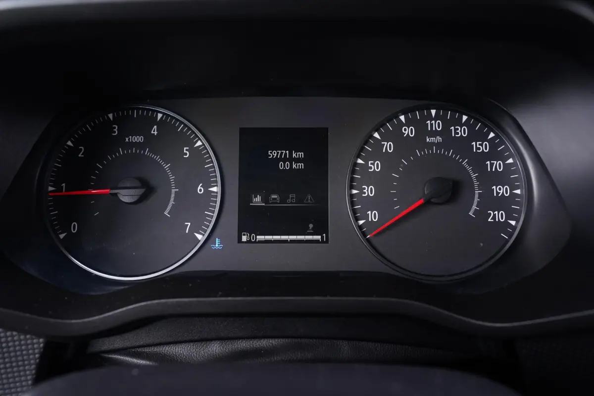 2.0 DCi 130 pk L2H1 Airco, Apple Carplay,Camera Trekhaak, BPM Vrij, Cruise Control, PDC achter, 3-Zits