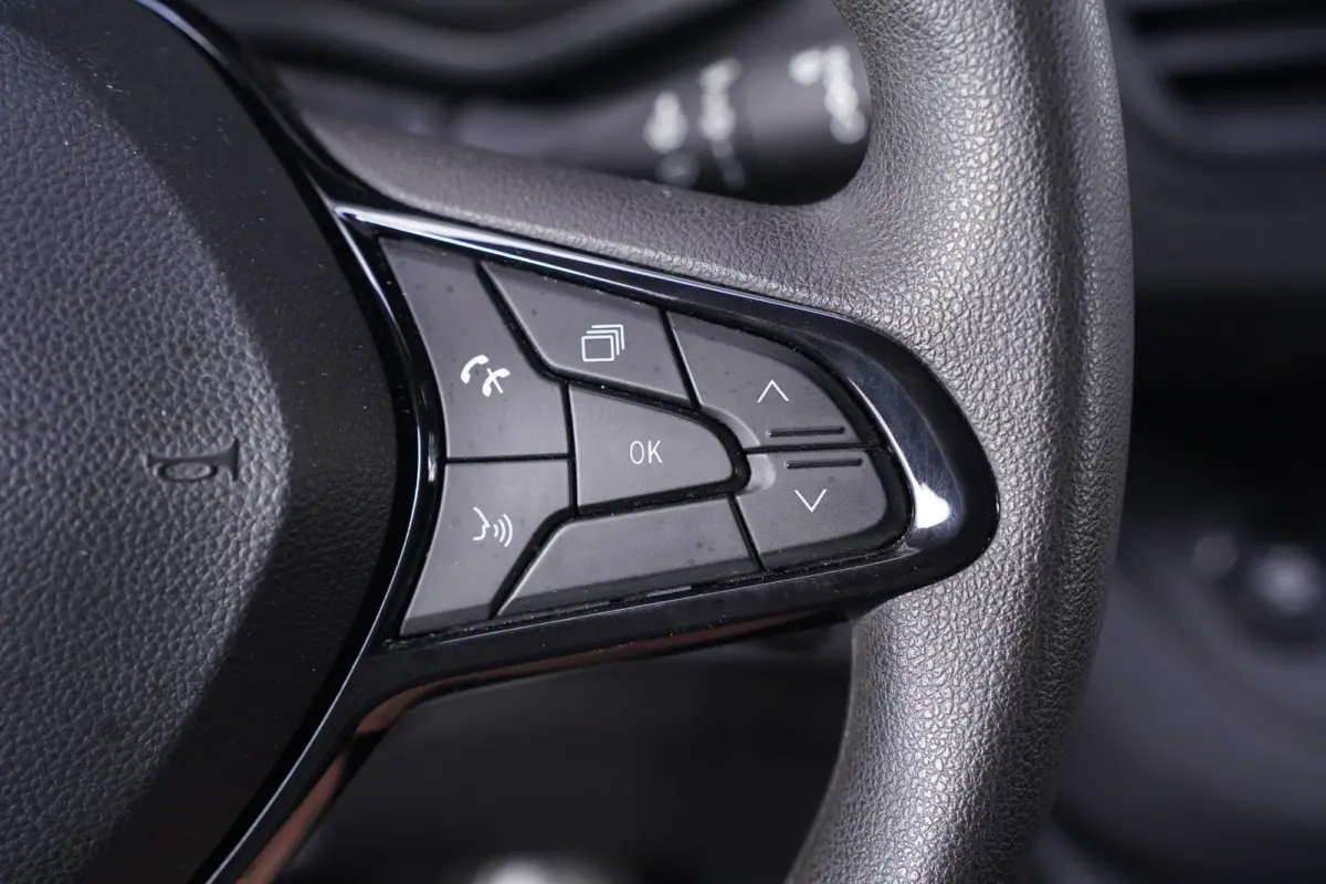 2.0 DCi 130 pk L2H1 Airco, Apple Carplay,Camera Trekhaak, BPM Vrij, Cruise Control, PDC achter, 3-Zits