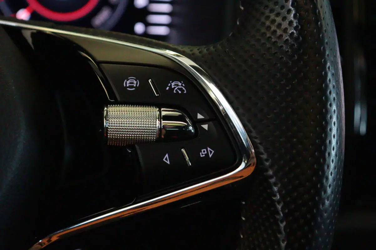 1.5 TSI Sportline Business | 7 PERS | CAMERA + PDC | SCHUIF / KANTELDAK TREKHAAK | CANTON AUDIO |