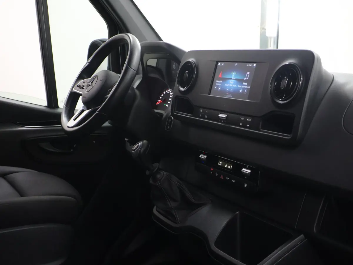 317 CDI | L2 H2 | NAVIGATIE | PARKEERCAMERA | 2-ZITS | STANDKACHEL | STOELVERWARMING | ALARM | CERTIFIED