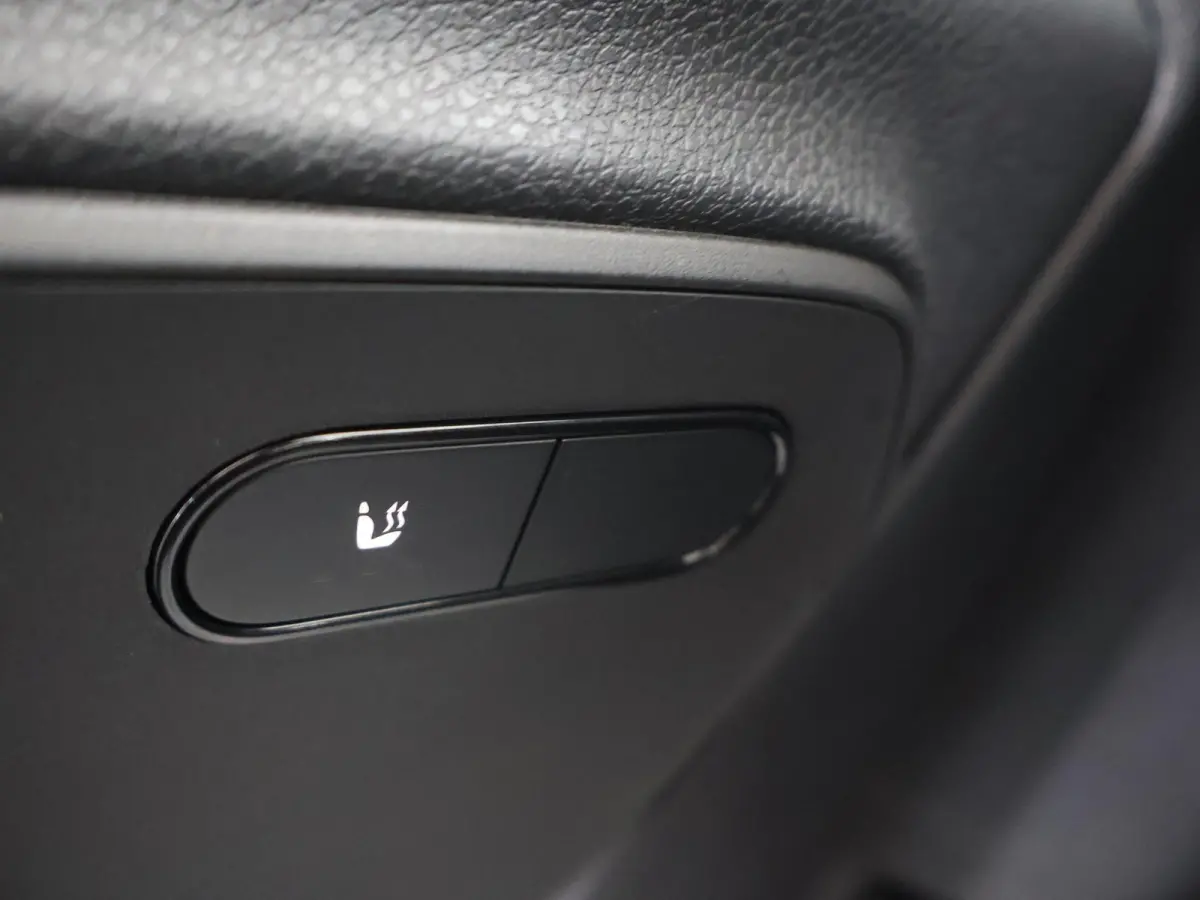 317 CDI | L2 H2 | NAVIGATIE | PARKEERCAMERA | 2-ZITS | STANDKACHEL | STOELVERWARMING | ALARM | CERTIFIED