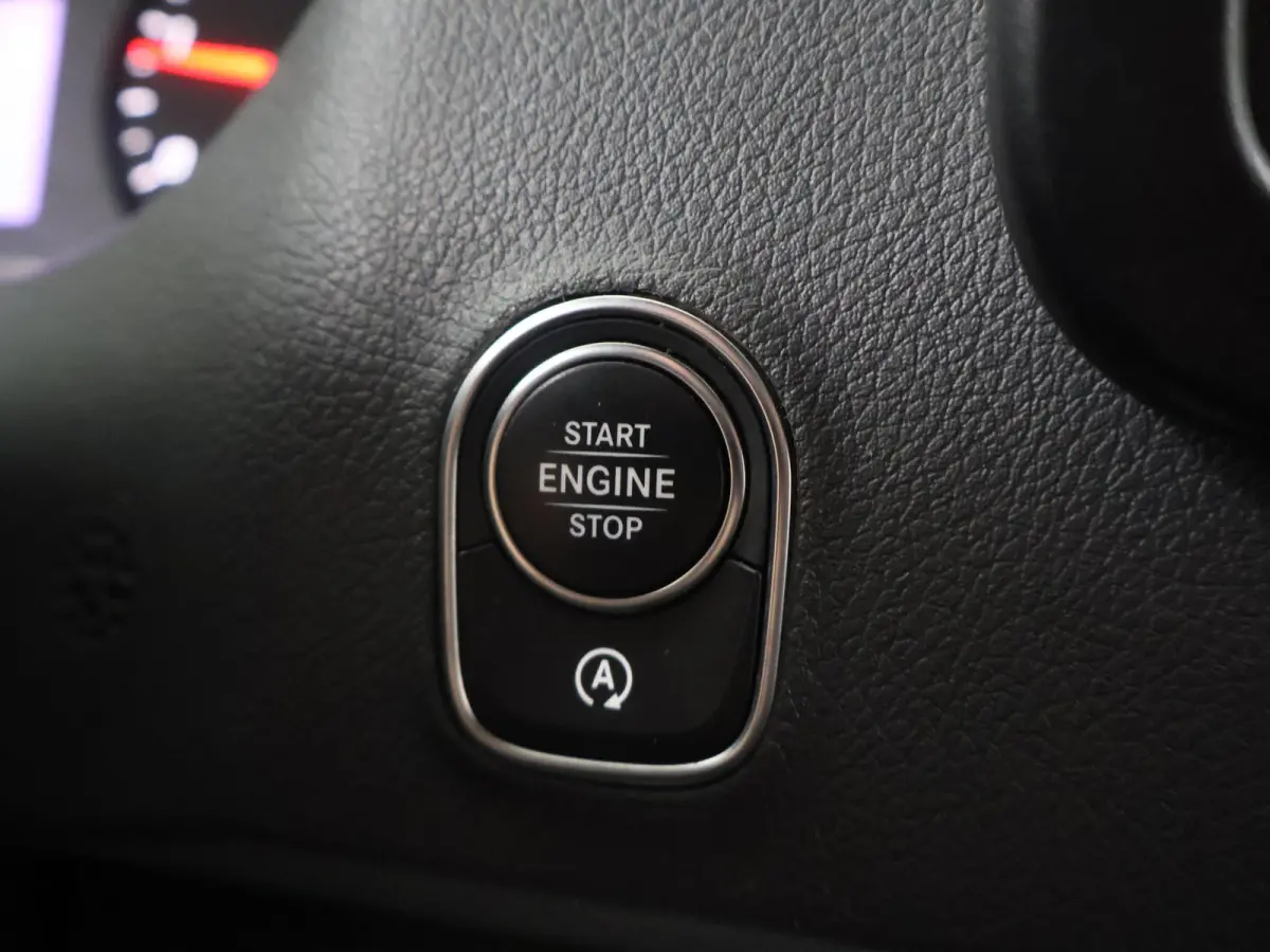 317 CDI | L2 H2 | NAVIGATIE | PARKEERCAMERA | 2-ZITS | STANDKACHEL | STOELVERWARMING | ALARM | CERTIFIED