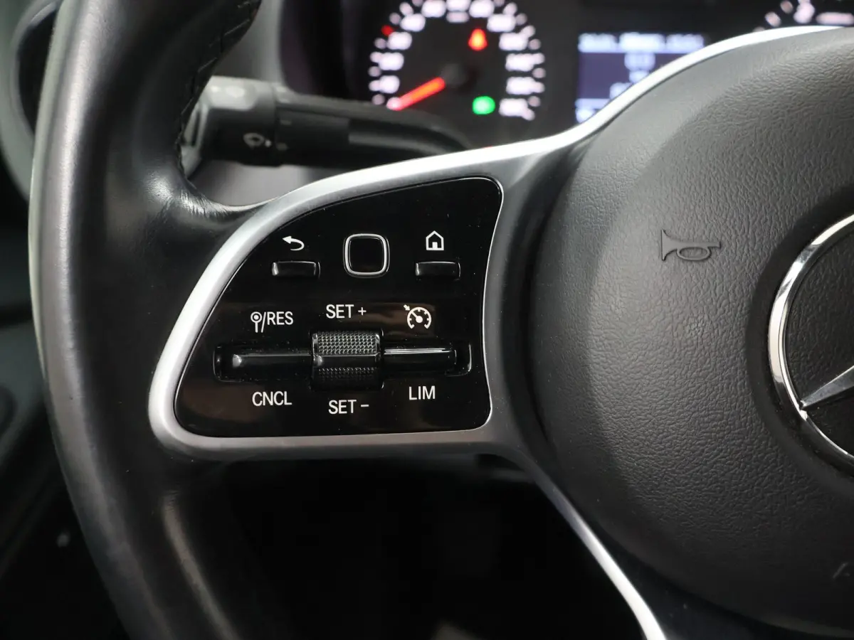 317 CDI | L2 H2 | NAVIGATIE | PARKEERCAMERA | 2-ZITS | STANDKACHEL | STOELVERWARMING | ALARM | CERTIFIED