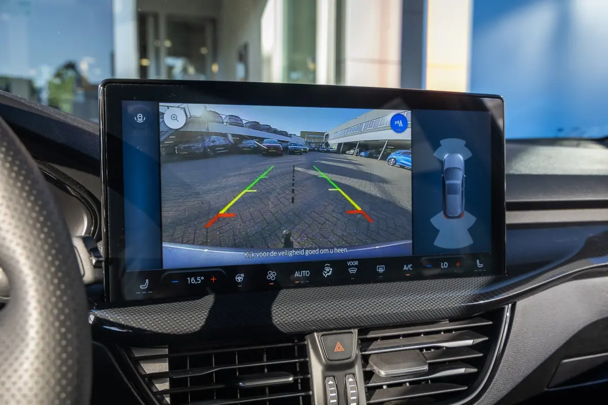 1.0 EcoBoost Hybrid ST Line | Keyless | Elektrische Trekhaak | Stoel- Stuurverwarming | FULL Led | Dodehoek detectie | ACC | Airco (automatisch) | Apple Carplay/Android Auto|telefoonintegrat