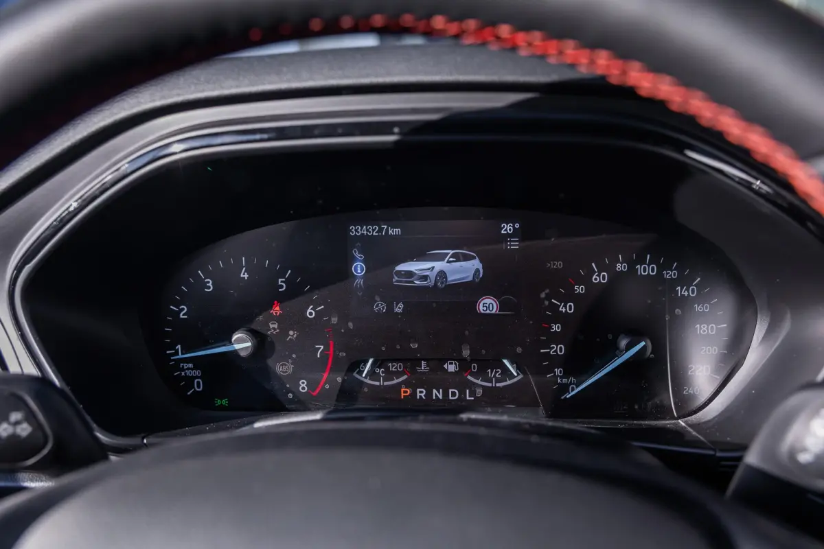 1.0 EcoBoost Hybrid ST Line | Keyless | Elektrische Trekhaak | Stoel- Stuurverwarming | FULL Led | Dodehoek detectie | ACC | Airco (automatisch) | Apple Carplay/Android Auto|telefoonintegrat