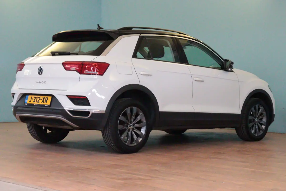 1.0 TSI Style | TWO-TONE | NAVI / APPCONNECT | CLIMA | PDC V+A | ADAP CRUISE |