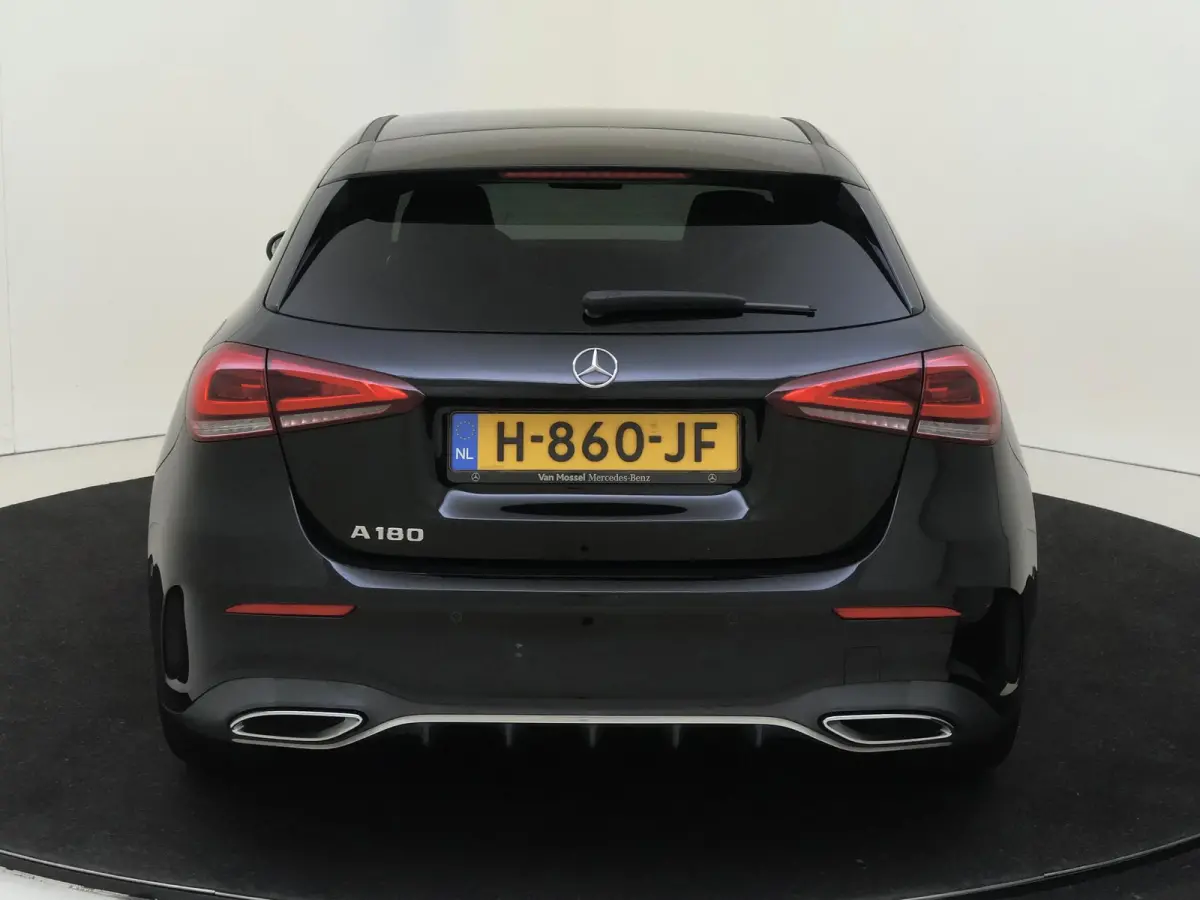 180 Business Solution AMG /Achteruitrijcamera /Stoelverwarming /18 Inch