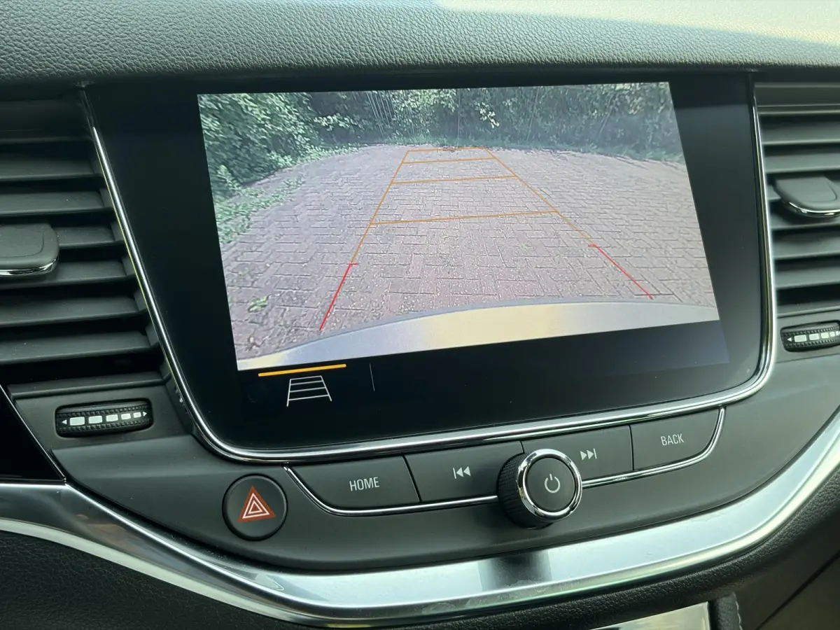 1.2 Ultimate 146pk,Camera,Keyless,Carplay,6 Bak,Afn Trekhaak,Stoelverw,Lm velgen,Alcantara-Leder,Dealer Onderhouden,Clima,Cruise,Dodehoek,Rijstrooksensor,N.A.P,PDc V+A,Apk tot 07-2028