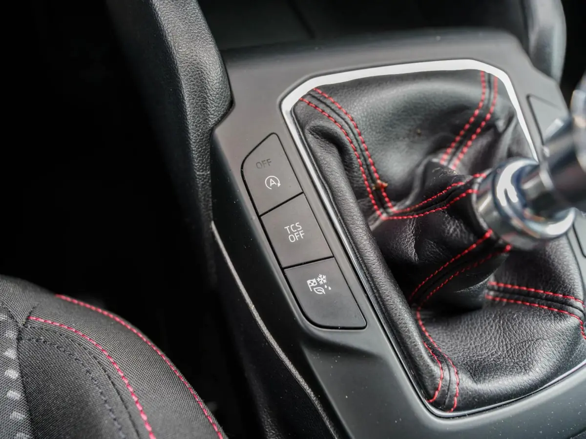 1.0 125pk EcoBoost ST Line Business | Carplay | 2x PDC | Adaptieve cruise | 18" Velgen
