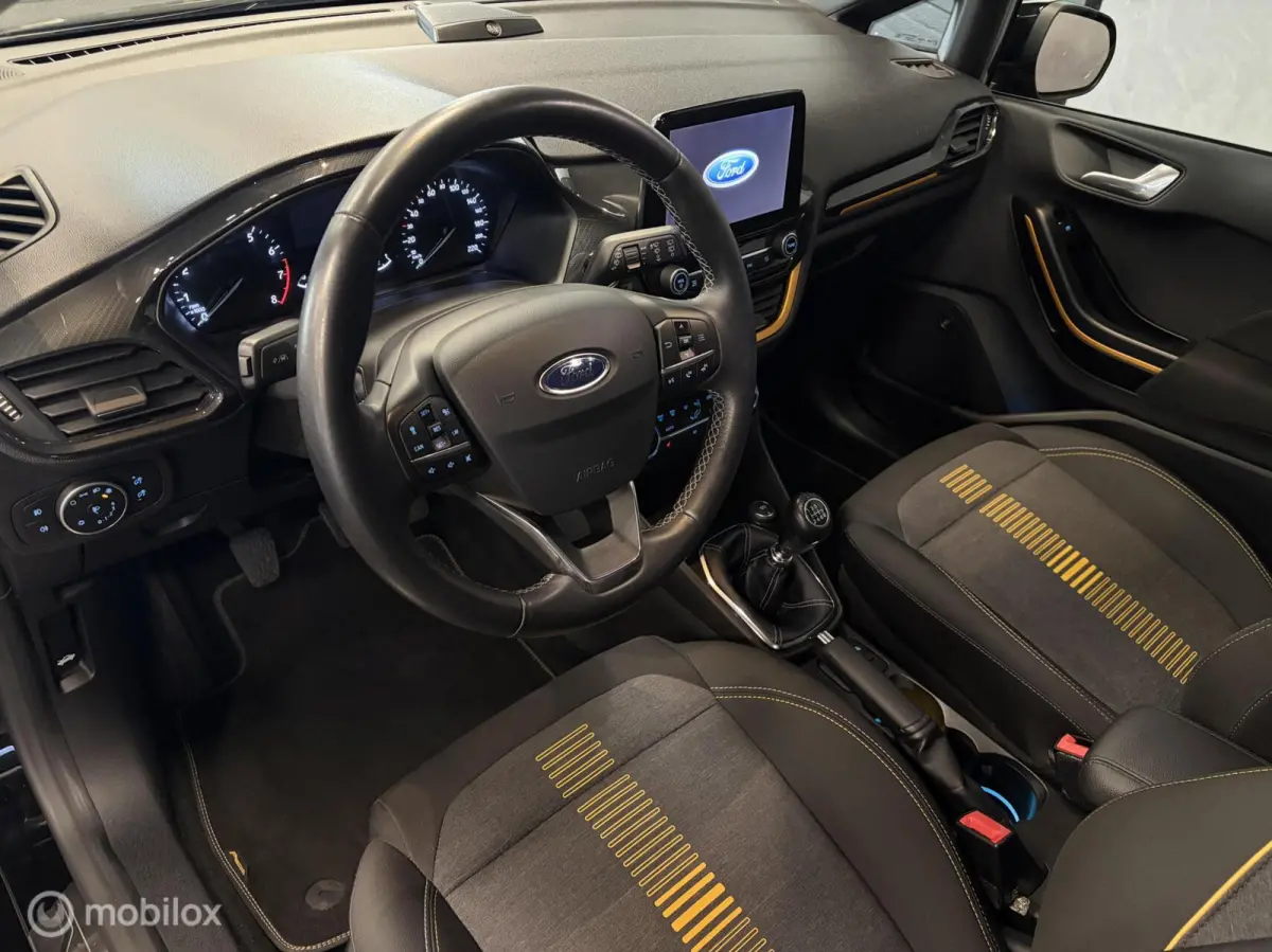 1.0 EcoBoost Active STOELVERW. / CLIMA / CRUISE / NAVI / BLUETOOTH / CARPLAY MEDIA /