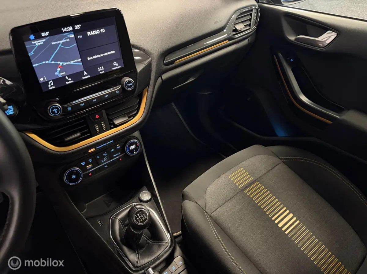 1.0 EcoBoost Active STOELVERW. / CLIMA / CRUISE / NAVI / BLUETOOTH / CARPLAY MEDIA /