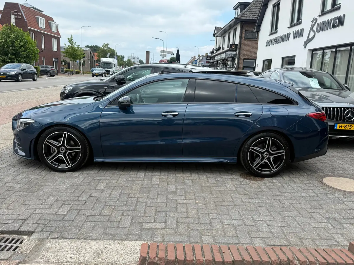180 Business Solution AMG, Panoramadak,Navigatie,Stoelverwarming,Climate control