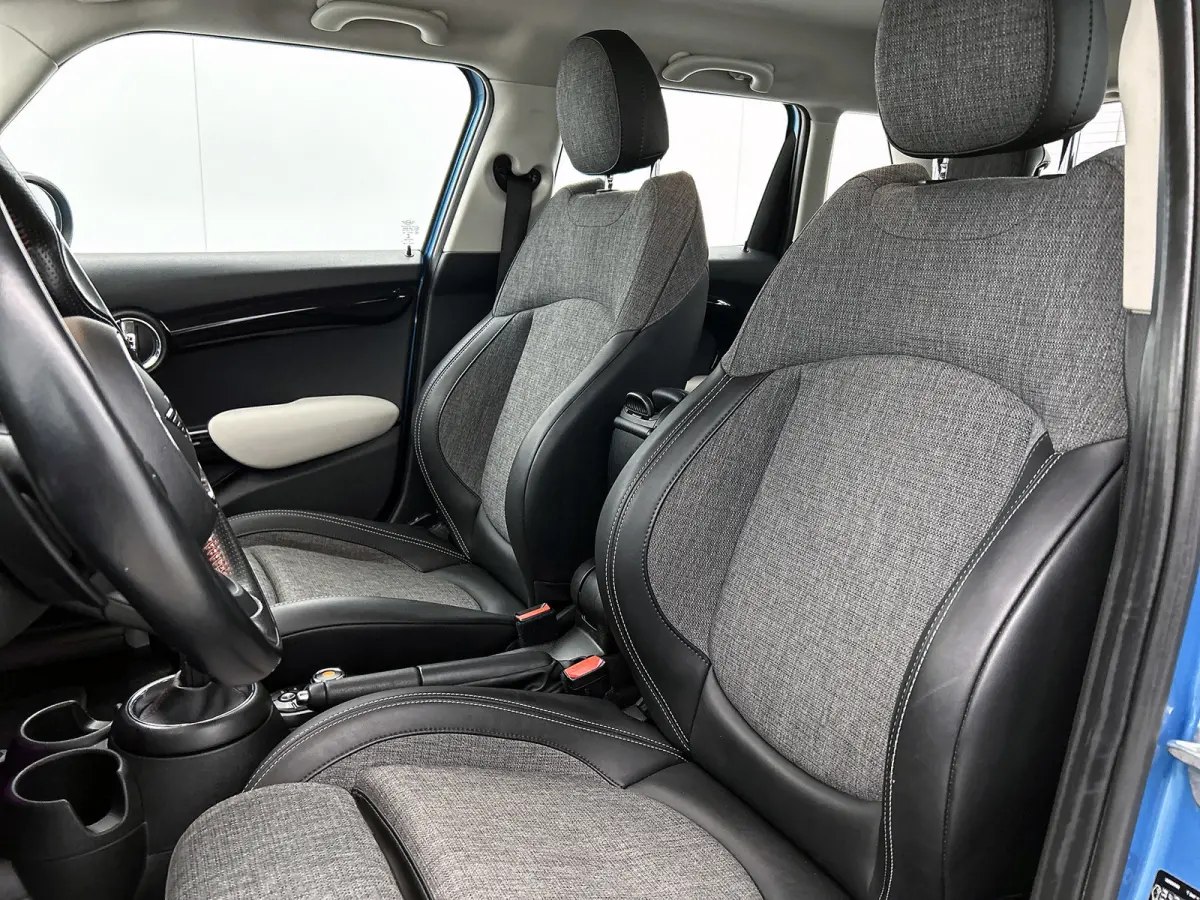 2.0 Cooper S Chili LAGE KM!! | 192PK | Carplay | JCW Stuur | AchterCam | Goed onderH | Etc