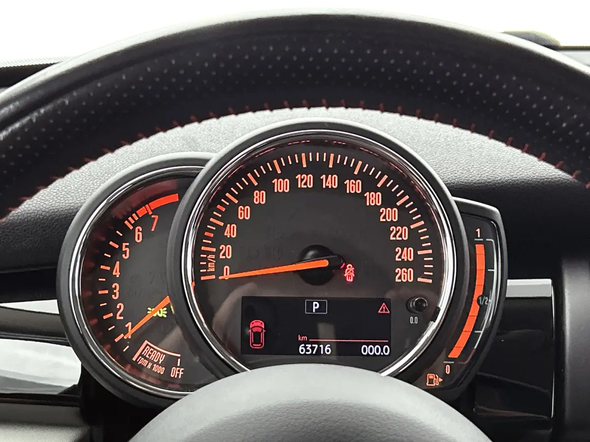 2.0 Cooper S Chili LAGE KM!! | 192PK | Carplay | JCW Stuur | AchterCam | Goed onderH | Etc