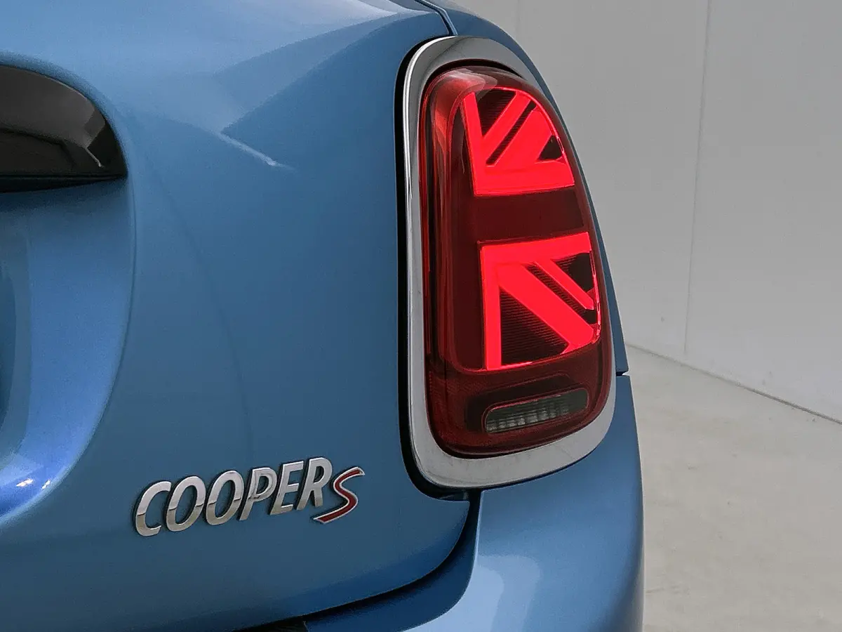 2.0 Cooper S Chili LAGE KM!! | 192PK | Carplay | JCW Stuur | AchterCam | Goed onderH | Etc
