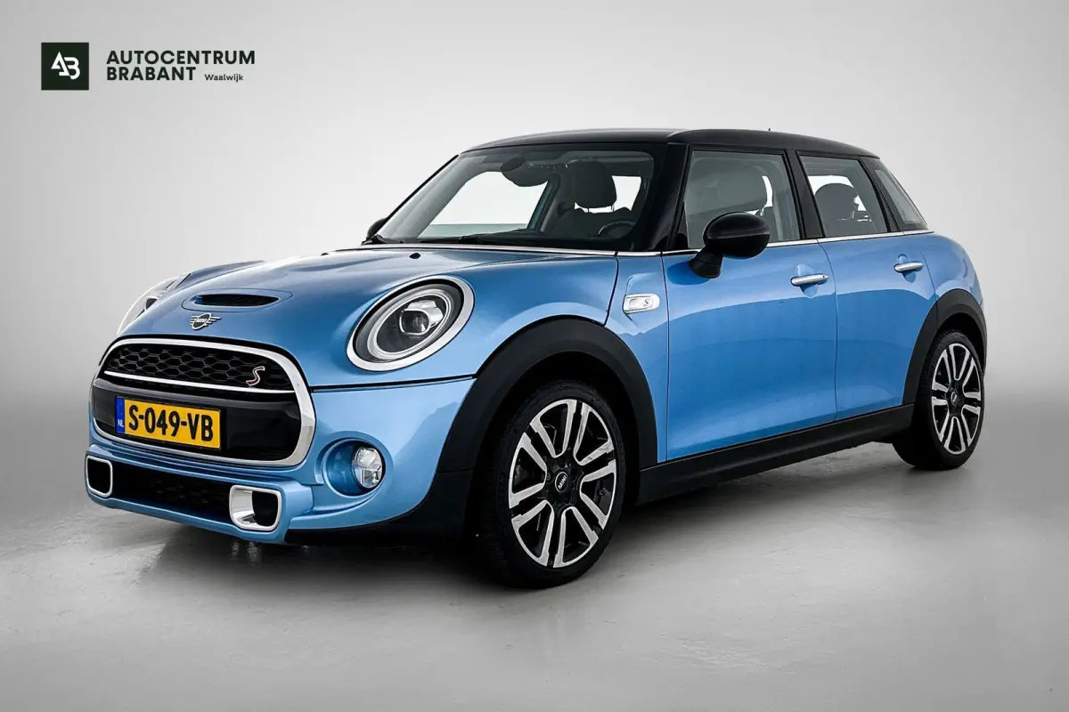 2.0 Cooper S Chili LAGE KM!! | 192PK | Carplay | JCW Stuur | AchterCam | Goed onderH | Etc