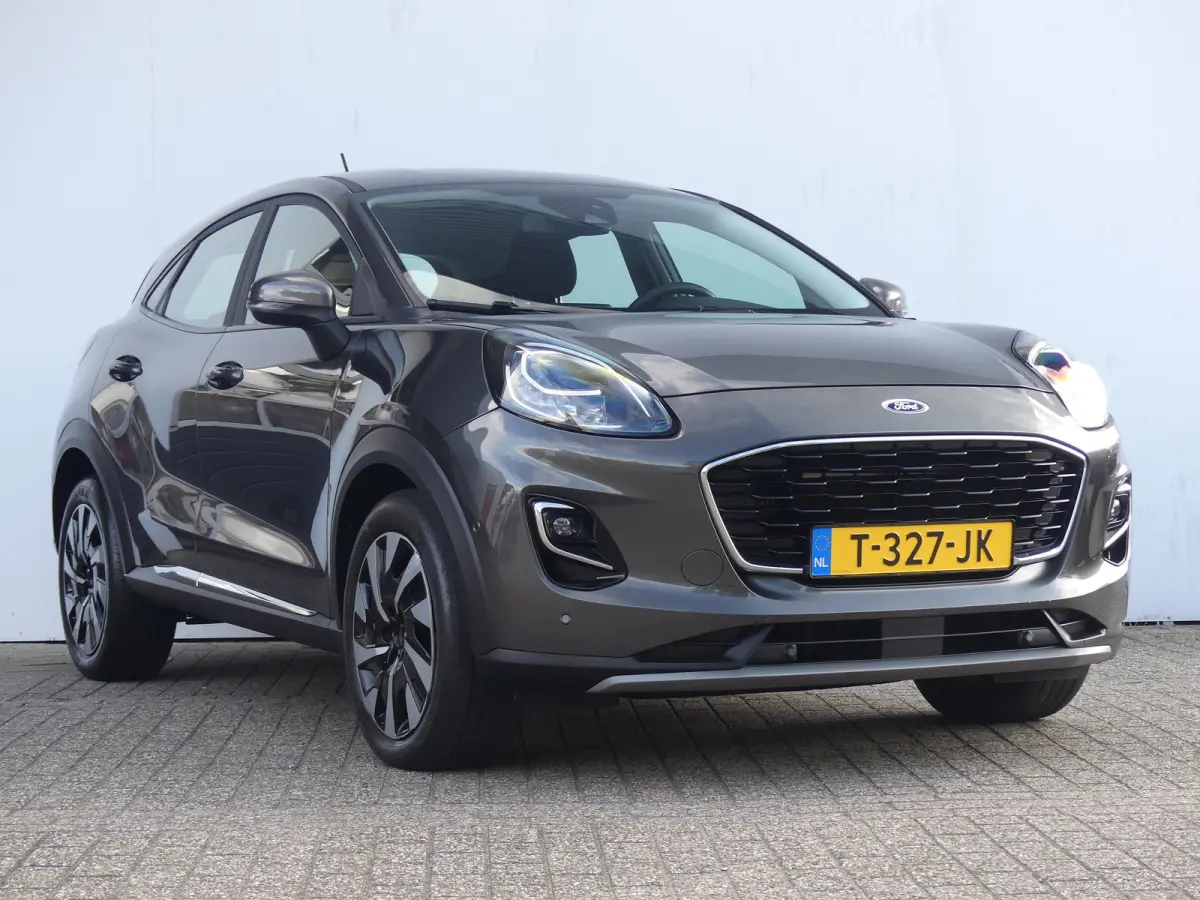 1.0 EcoBoost Titanium | CAMERA | PARKEERSENSOREN V+A | CRUISE | APPLE CARPLAY / ANDROID AUTO | NAVI | LMV 17" | LED |