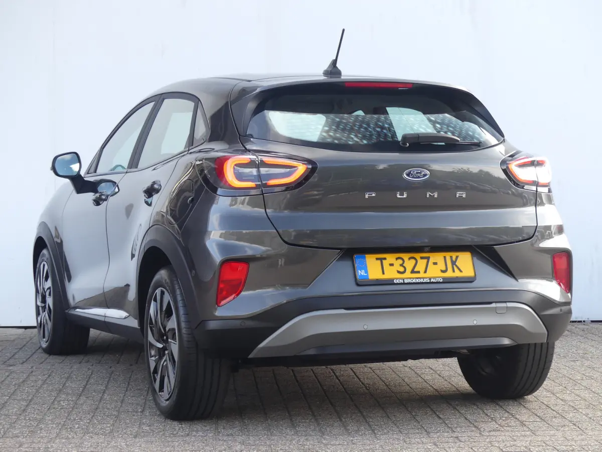 1.0 EcoBoost Titanium | CAMERA | PARKEERSENSOREN V+A | CRUISE | APPLE CARPLAY / ANDROID AUTO | NAVI | LMV 17" | LED |