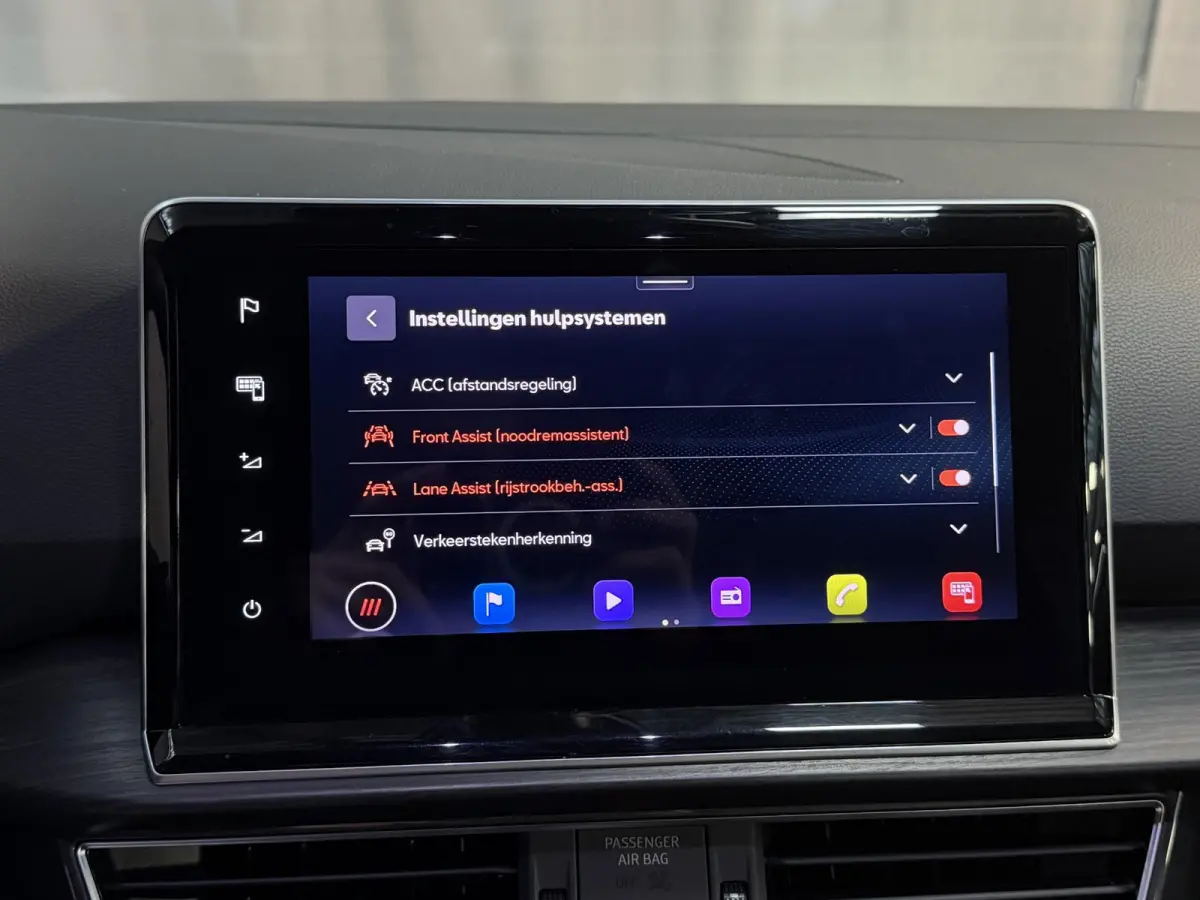 1.4 TSI e-Hybrid PHEV Xcellence 19"/Trekhaak/Camera/Keyless/Elektrische klep/Stoelverwarming v+a