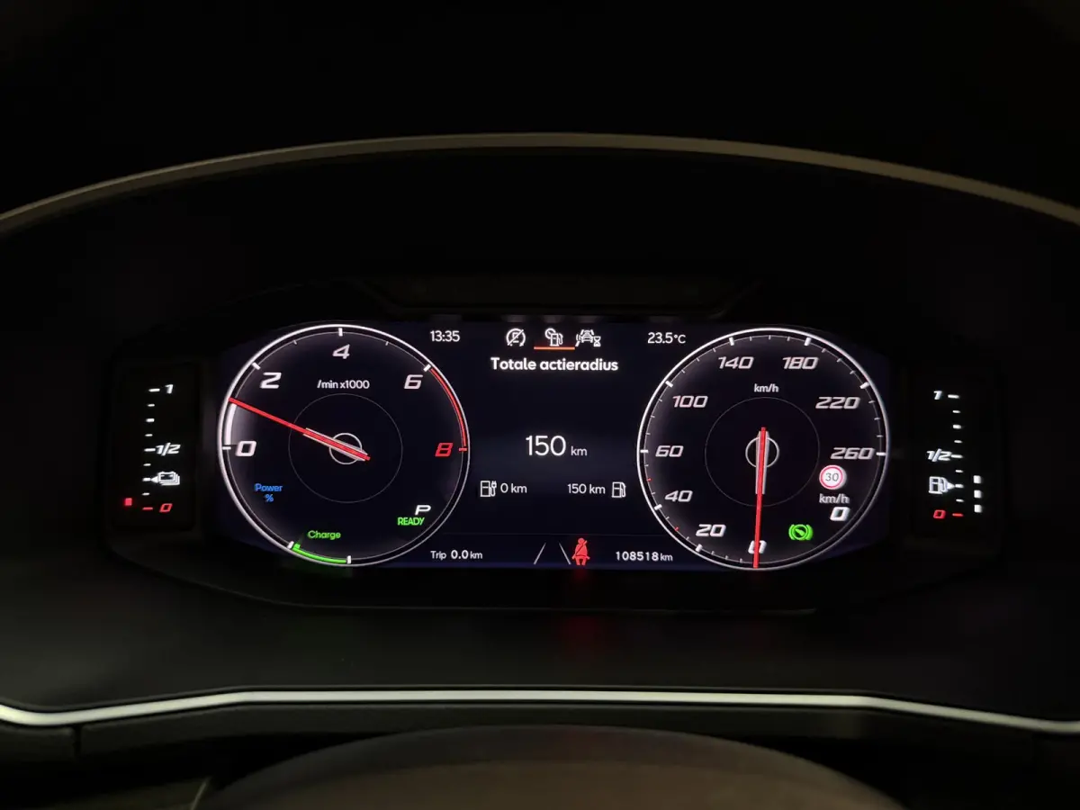 1.4 TSI e-Hybrid PHEV Xcellence 19"/Trekhaak/Camera/Keyless/Elektrische klep/Stoelverwarming v+a