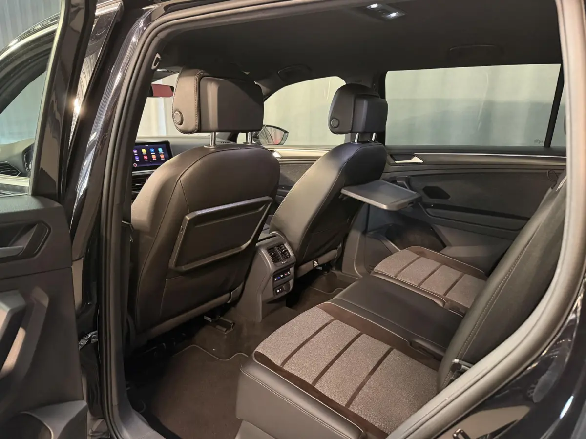 1.4 TSI e-Hybrid PHEV Xcellence 19"/Trekhaak/Camera/Keyless/Elektrische klep/Stoelverwarming v+a