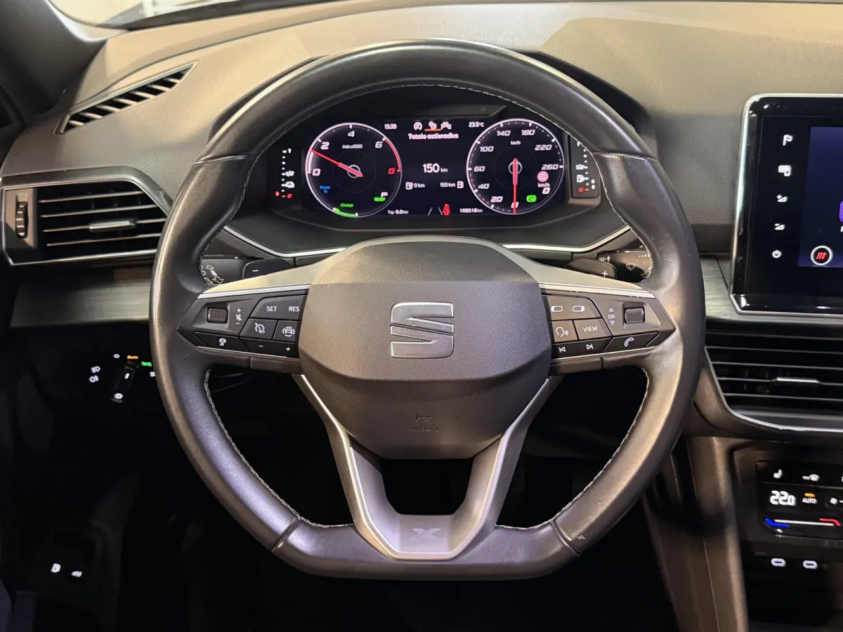 1.4 TSI e-Hybrid PHEV Xcellence 19"/Trekhaak/Camera/Keyless/Elektrische klep/Stoelverwarming v+a
