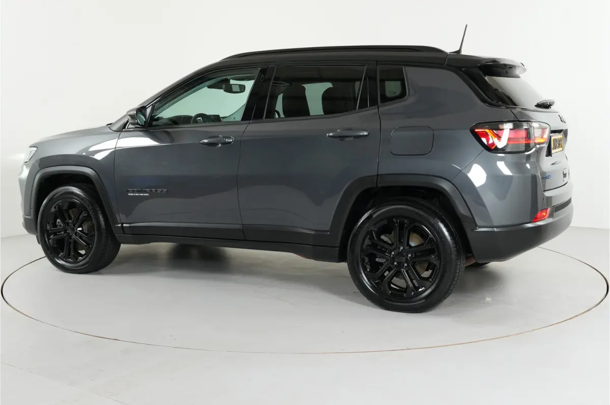 4xe 240 pk PHEV | ACC | Camera | Navi | Apple/Android | Stl. verw. | Lane assist |