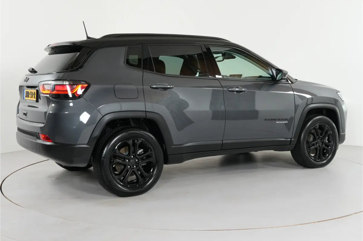 4xe 240 pk PHEV | ACC | Camera | Navi | Apple/Android | Stl. verw. | Lane assist |