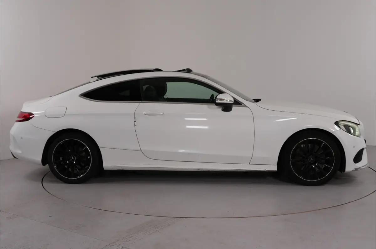 250 Prestige | AMG | Pano | Burmester |
