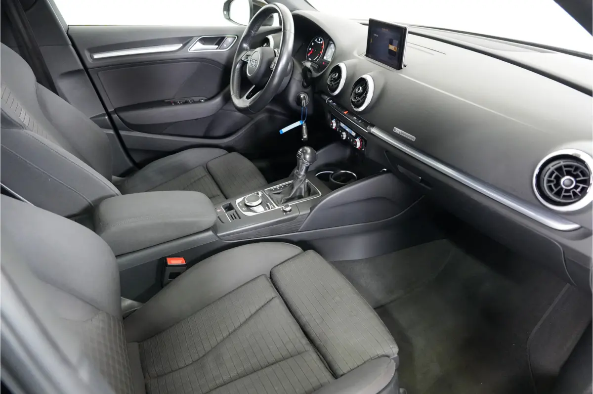35 TFSI CoD Design Pro Line Plus | Trekhaak | Stl. verw. | Climate | PDC | LED |