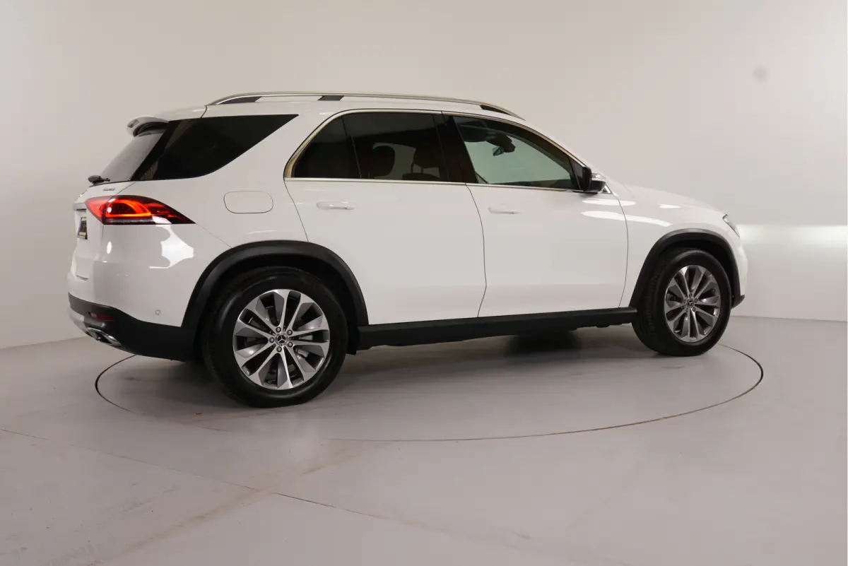 350e 4MATIC 330 pk PHEV | Trekhaak | Stl. verw. | Camera | El. achterklep | Sfeerverlichting |