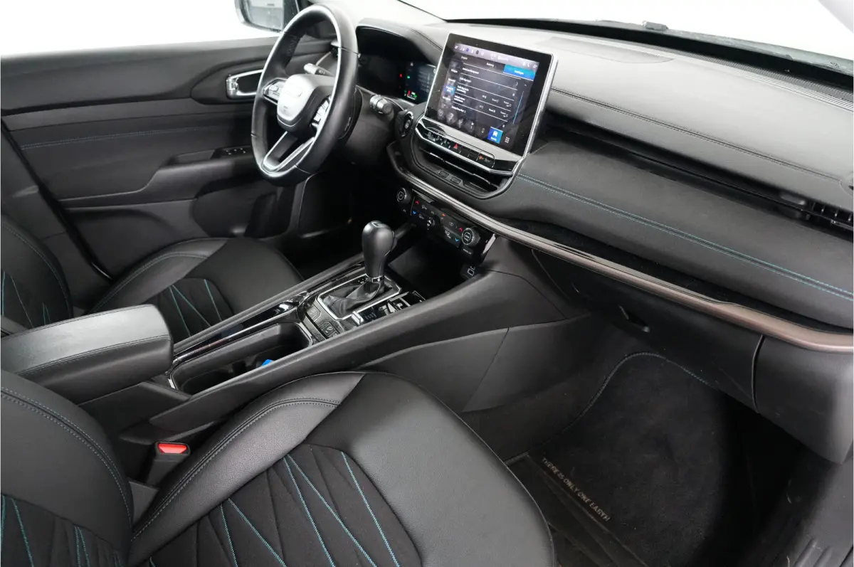 4xe 240 pk PHEV | ACC | Camera | Navi | Apple/Android | Lane assist |