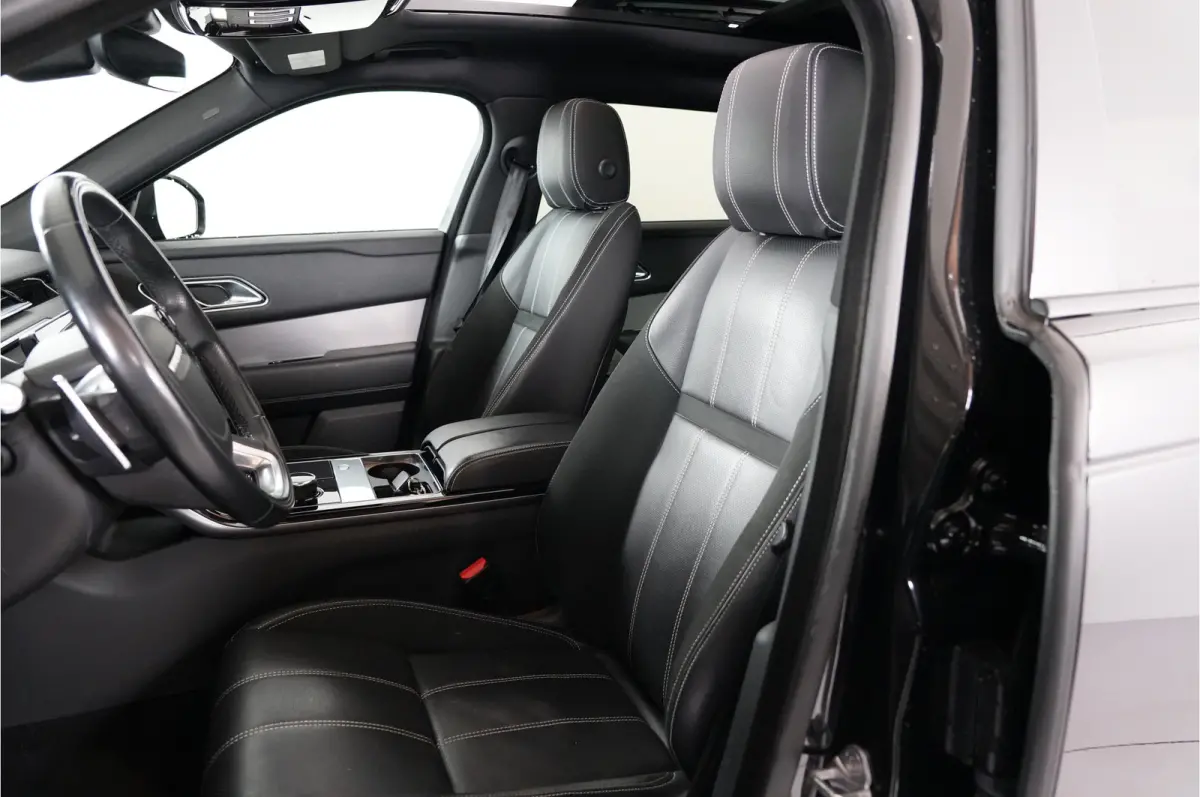 2.0 I4 Turbo 300 pk AWD R-Dynamic SE | Pano | Trekhaak | Leder | Massage | Inparkeer |e | Stl. verw. |