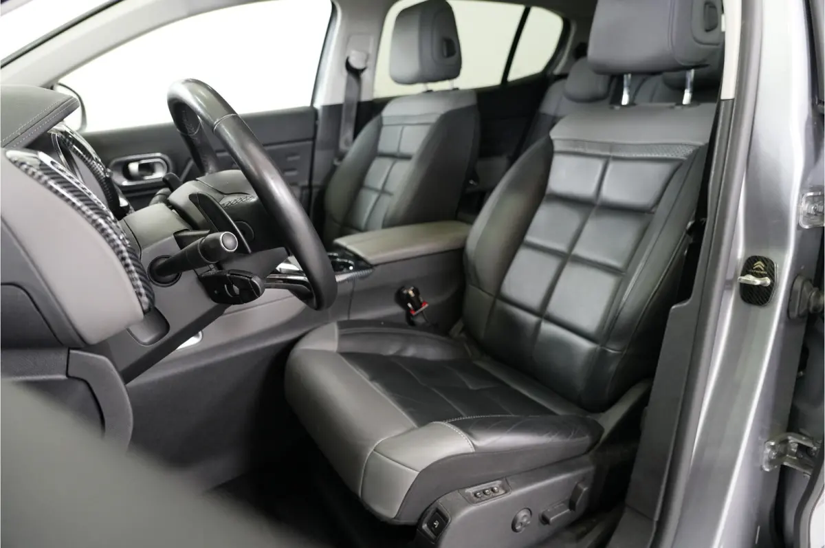 1.6 Shine 225 pk PHEV | SOH 95.5% | Pano | Leder | Massage | Adaptieve Cruise | El. stl. verst. | Inparkeer |