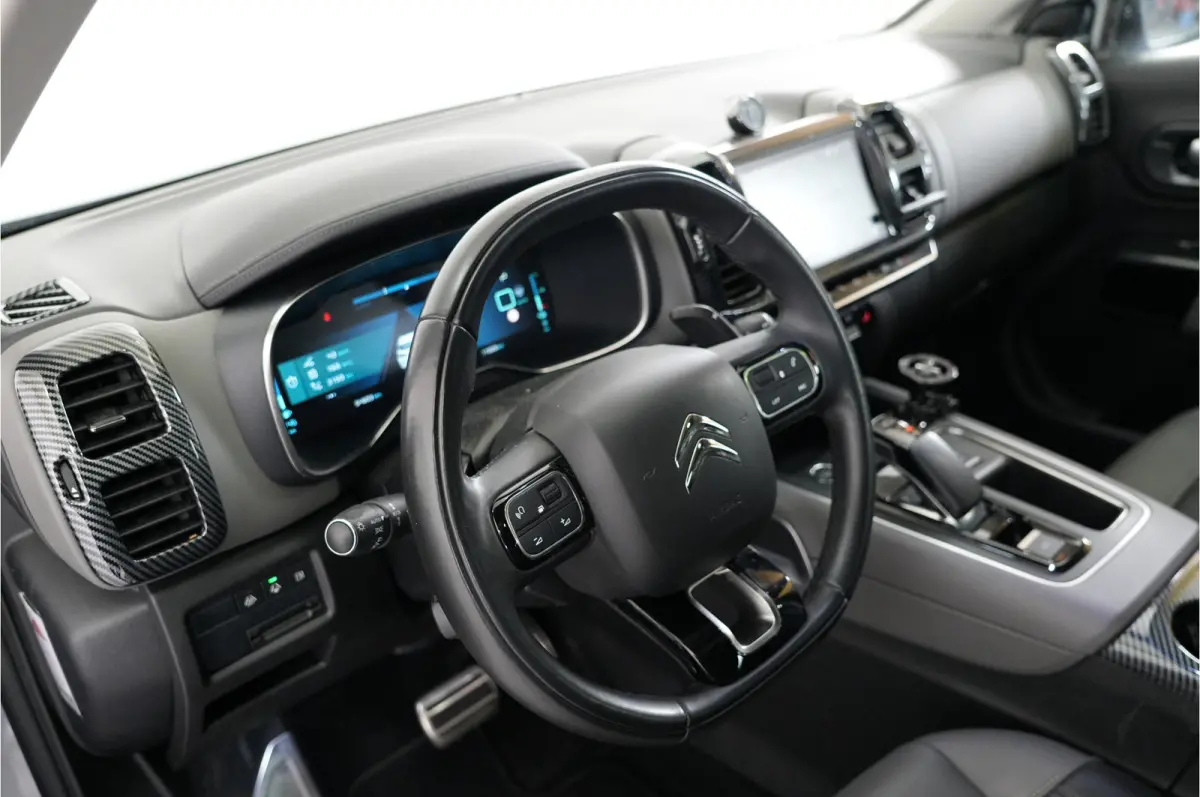 1.6 Shine 225 pk PHEV | SOH 95.5% | Pano | Leder | Massage | Adaptieve Cruise | El. stl. verst. | Inparkeer |