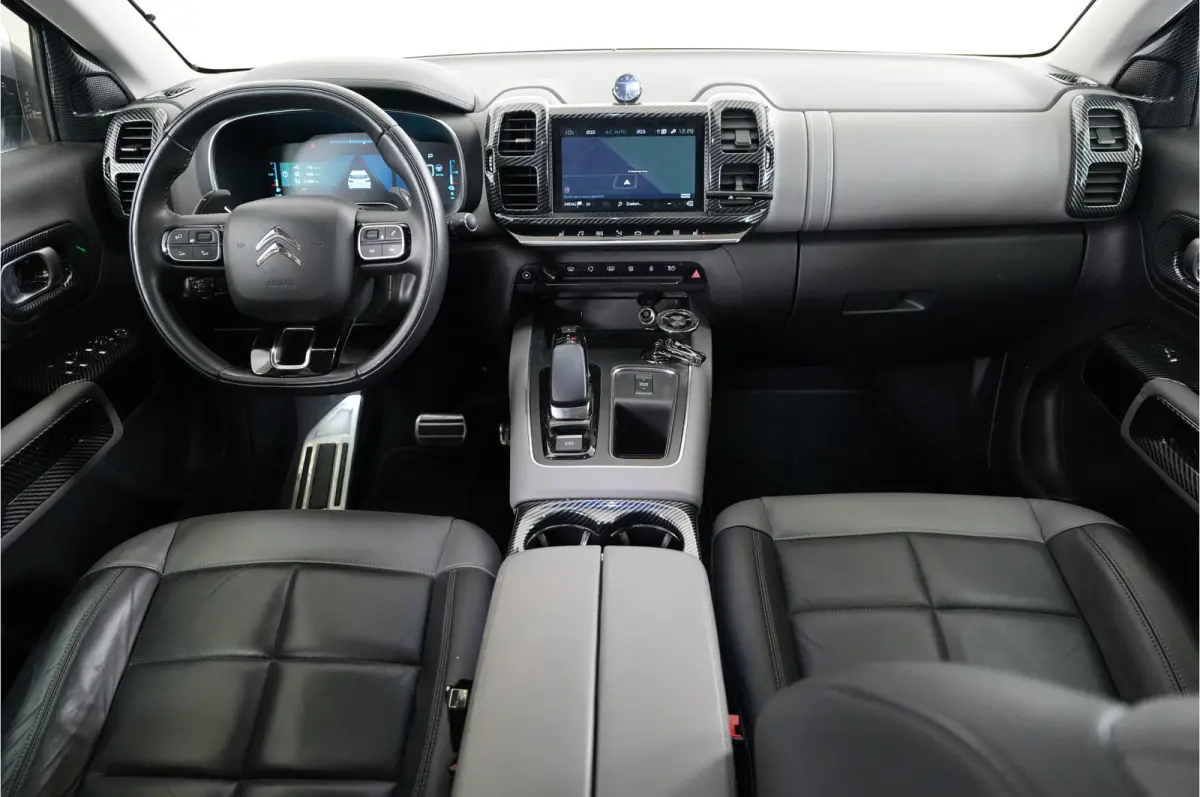 1.6 Shine 225 pk PHEV | SOH 95.5% | Pano | Leder | Massage | Adaptieve Cruise | El. stl. verst. | Inparkeer |