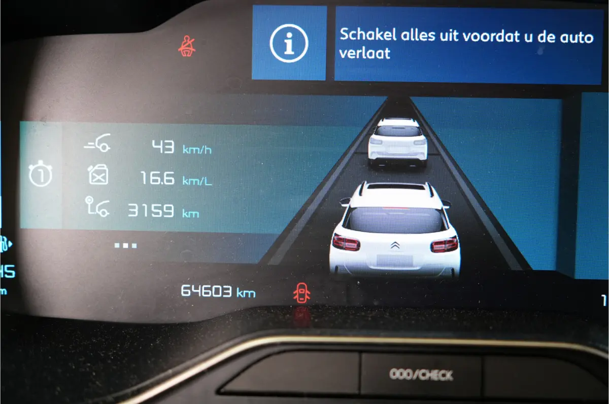 1.6 Shine 225 pk PHEV | SOH 95.5% | Pano | Leder | Massage | Adaptieve Cruise | El. stl. verst. | Inparkeer |