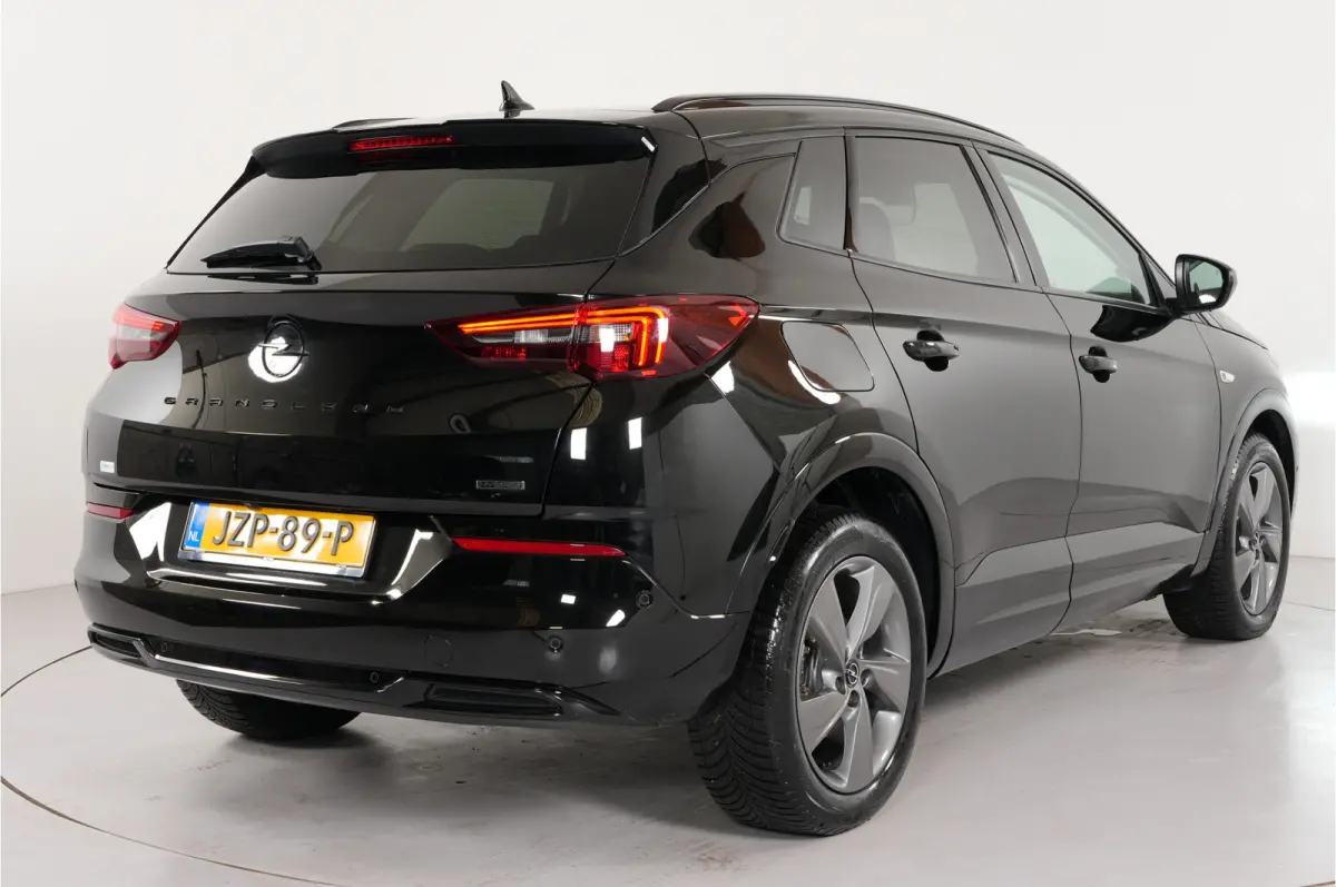 1.6 Turbo GS Line 225 pk PHEV | SOH 99% | 360 Cam | Stl. verw. | El. achterklep | Adaptive Cruise |