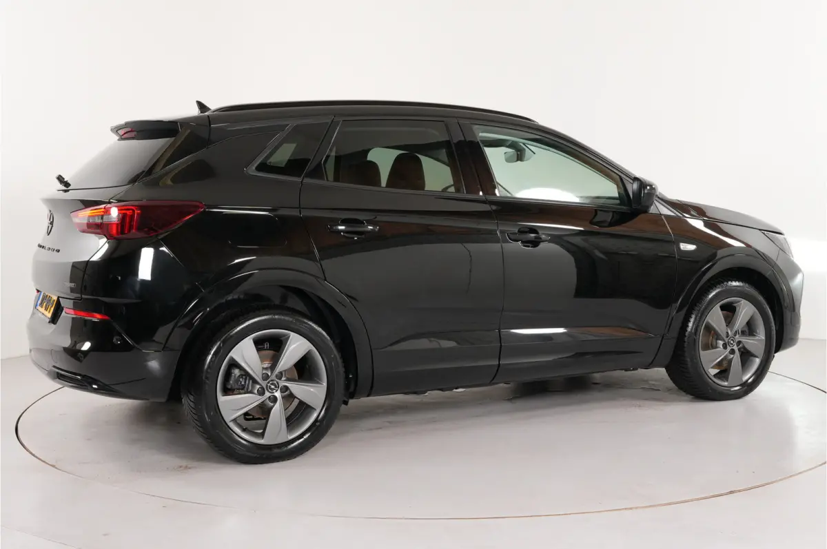 1.6 Turbo GS Line 225 pk PHEV | SOH 99% | 360 Cam | Stl. verw. | El. achterklep | Adaptive Cruise |