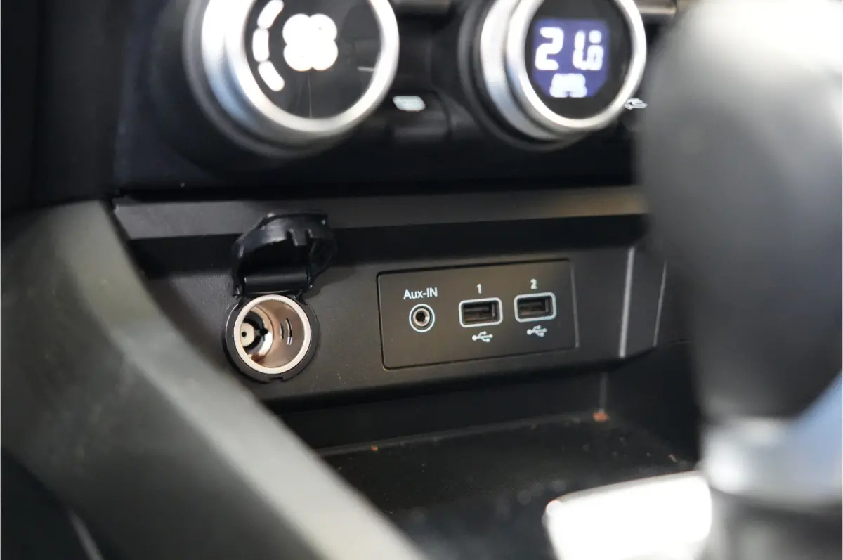 1.6 E-Tech Hybrid 145 Esprit Alpine | Stl. verw. | Camera | Keyless | Apple/Android |