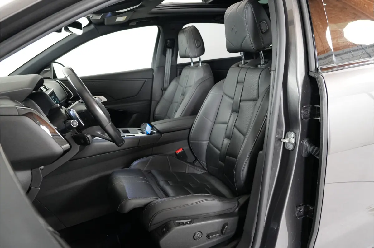 E-Tense 4x4 Opéra 360 pk PHEV | SOH 93.5% | Pano | Massage | Nachtzicht | Focal | 360° Cam | Nappa |