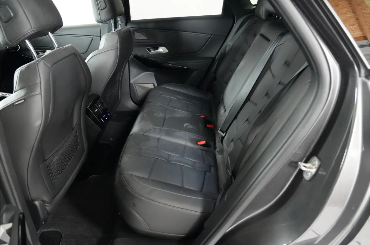 E-Tense 4x4 Opéra 360 pk PHEV | SOH 93.5% | Pano | Massage | Nachtzicht | Focal | 360° Cam | Nappa |