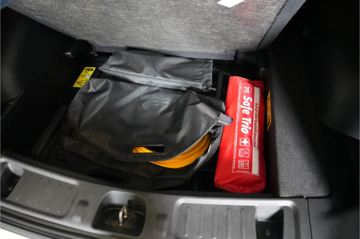4xe 240 pk PHEV | ACC | Camera | Navi | Apple/Android | Stl. verw. | Lane assist |