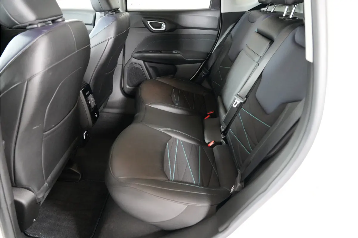 4xe 240 pk PHEV | ACC | Camera | Navi | Apple/Android | Stl. verw. | Lane assist |