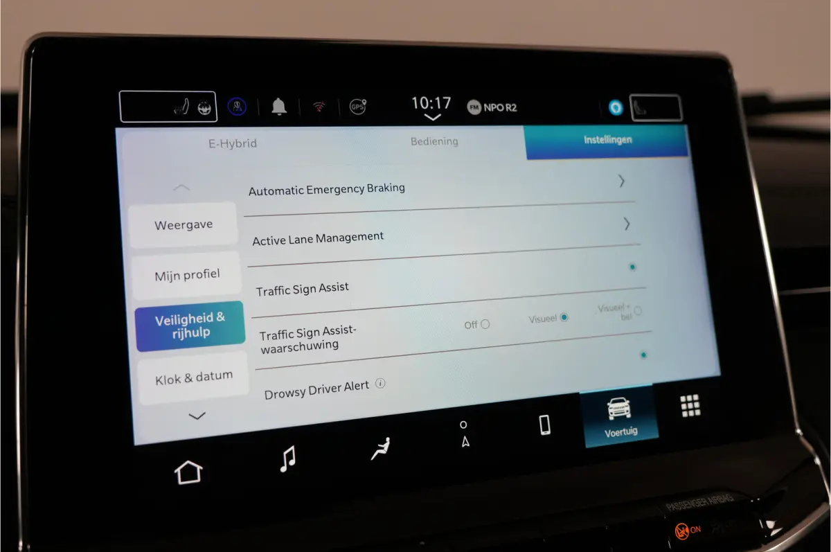 4xe 240 pk PHEV | ACC | Camera | Navi | Apple/Android | Stl. verw. | Lane assist |
